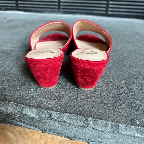 JOURNEE COLLECTION Padded Pavan Round Toe Wedge Slip On Slide Sandals Shoes 7.5 - Picture 3 of 4